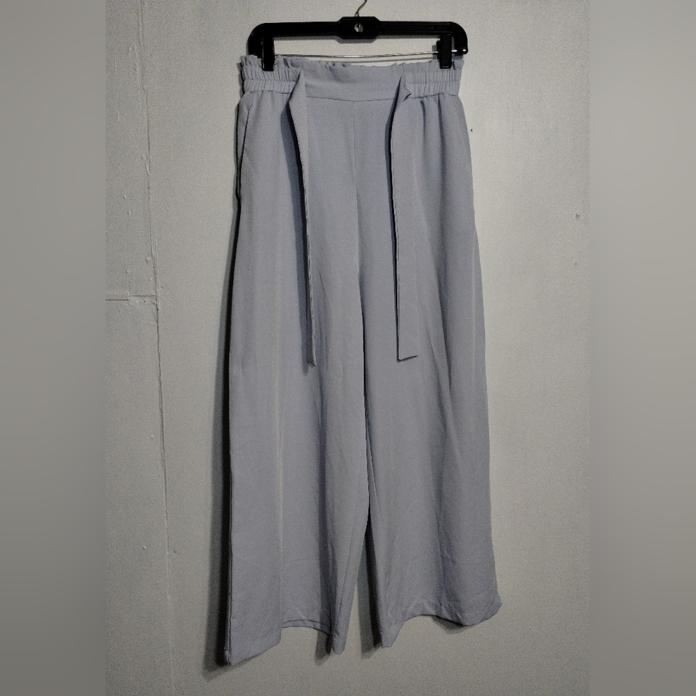 M & W Collection Light Blue Wide-Leg Pants Size (M)